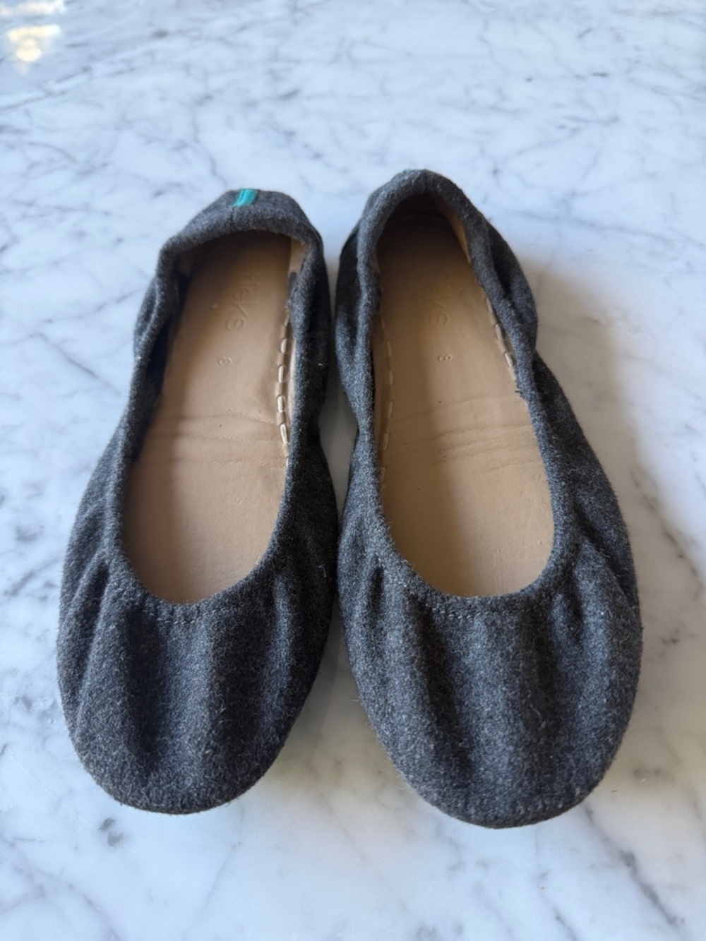 Gray flannel TIEKS foldable ballet flats. Size 8